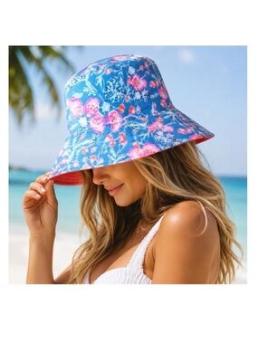 Lilly Pulitzer UPF 50+ Reversible Sun Hat in the Bahamian Rhapsody One Size